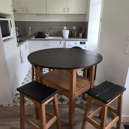 Le Repit De La Belle Poule Changé